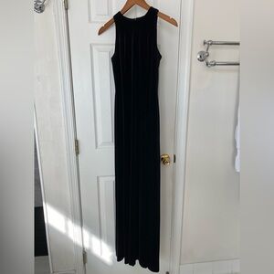 Papell Boutique Evening Black Velvet Dress Size 4